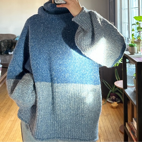 Vintage two-tone knit sweater - Picture 3 of 3